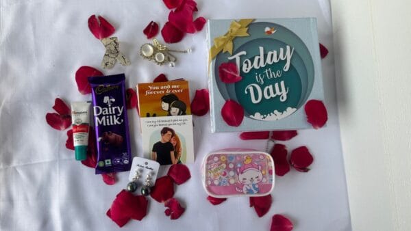 Valentine Hamper Gift Box for Her