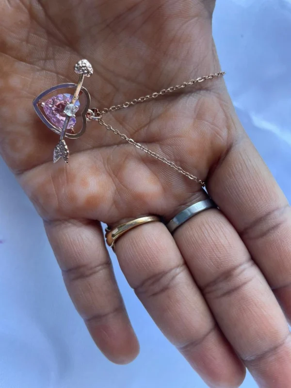 Rose gold heart arrow pendant necklace