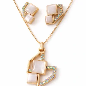 Crystal jewelry set for women and girls with pendant necklace, stud earrings and ring